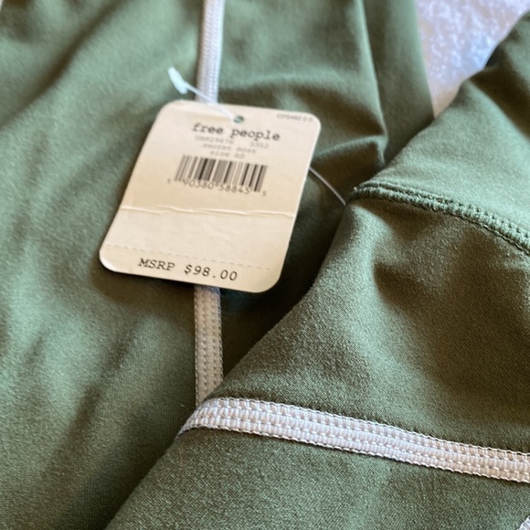 Free People You're a Peach leggings Secret Moss Sz xs - Picture 7 of 8